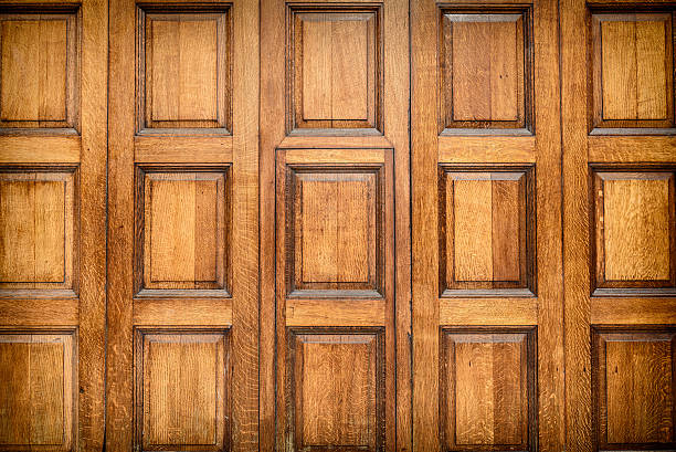 Decorative oak wood interior panneling